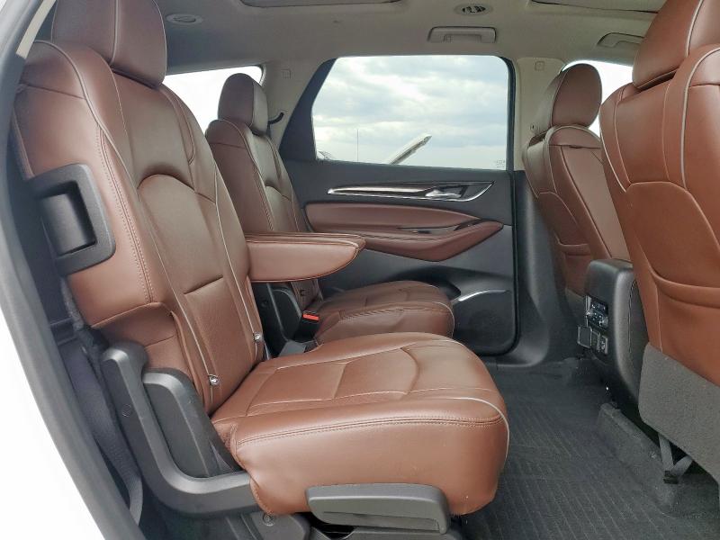 5GAERDKWXLJ156549 - 2020 BUICK ENCLAVE AVENIR WHITE photo 11