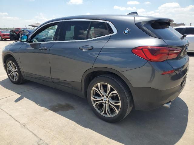 WBXYH9C06L5P54378 - 2020 BMW X2 SDRIVE28I GRAY photo 2