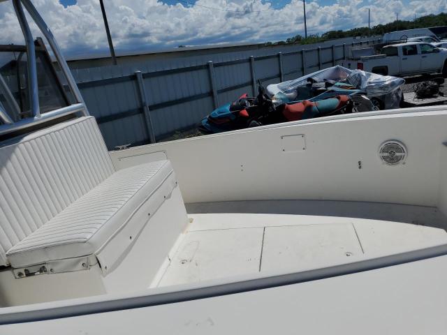 MRK105840684M224 - 1984 MAKO BOAT WHITE photo 5