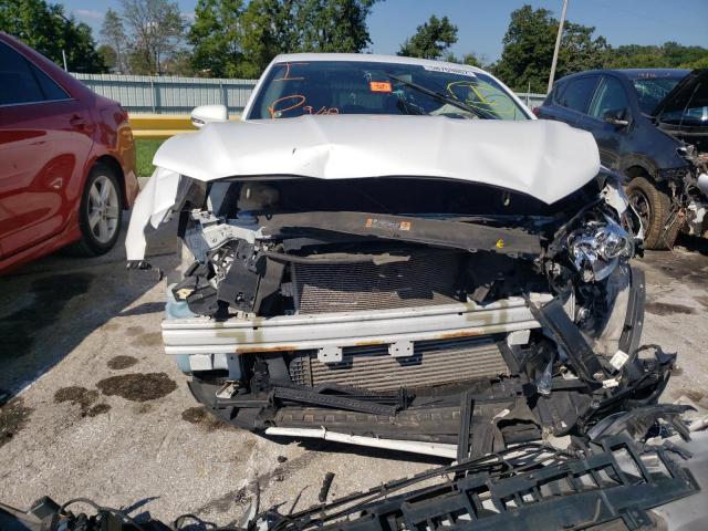 3FA6P0K95GR331996 - 2016 FORD FUSION TITANIUM WHITE photo 9