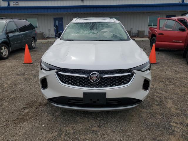 LRBFZSR4XPD230972 - 2023 BUICK ENVISION AVENIR WHITE photo 5