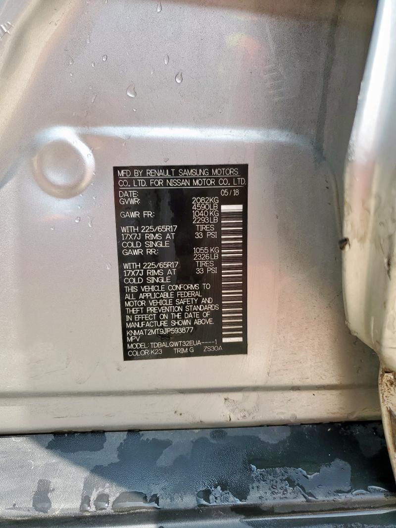 KNMAT2MT9JP593877 - 2018 NISSAN ROGUE S SILVER photo 13