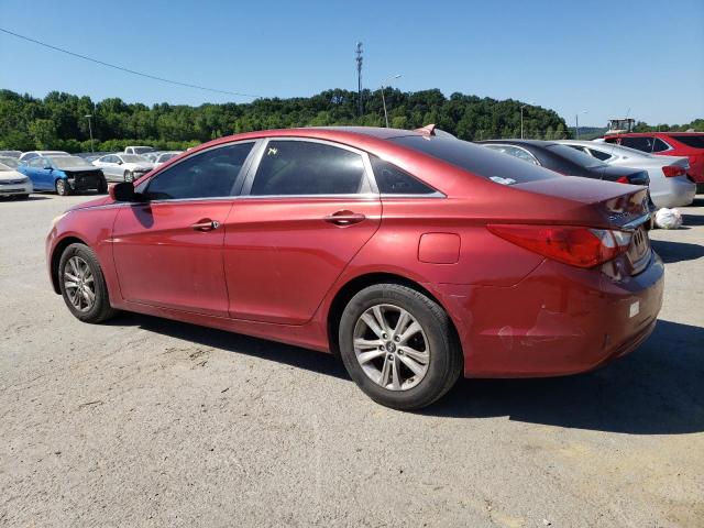 5NPEB4AC7DH610261 - 2013 HYUNDAI SONATA GLS RED photo 2