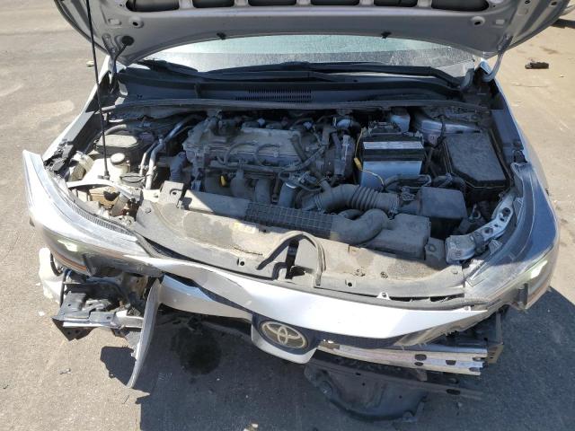 5YFEPRAE3LP042589 - 2020 TOYOTA COROLLA LE SILVER photo 11