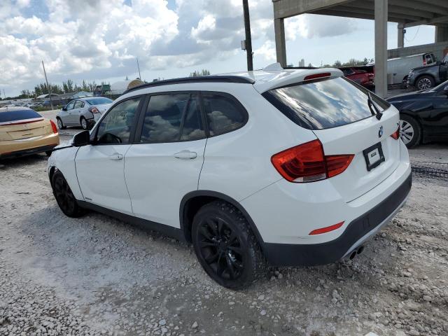 WBAVL1C58EVY17461 - 2014 BMW X1 XDRIVE28I WHITE photo 2