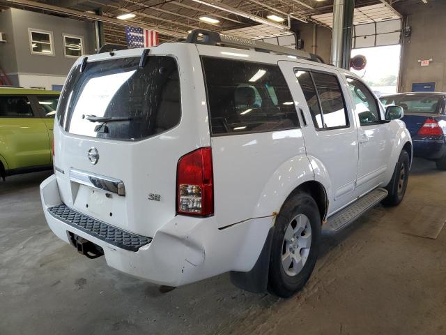 5N1AR18W95C759935 - 2005 NISSAN PATHFINDER LE 白色 照片 4