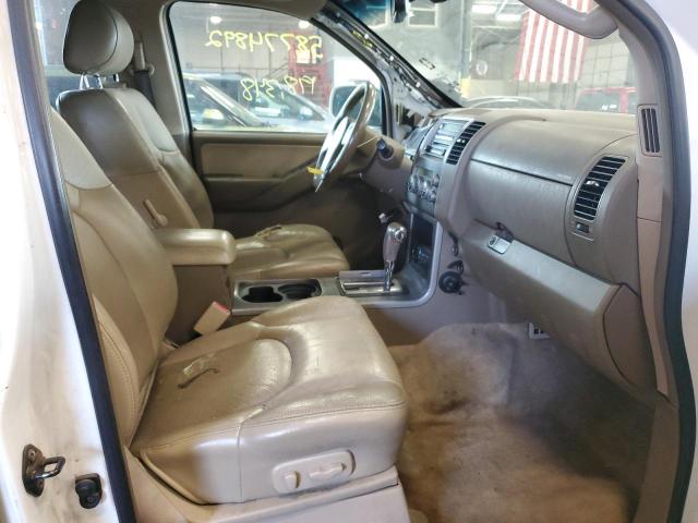 5N1AR18W95C759935 - 2005 NISSAN PATHFINDER LE 白色 照片 5