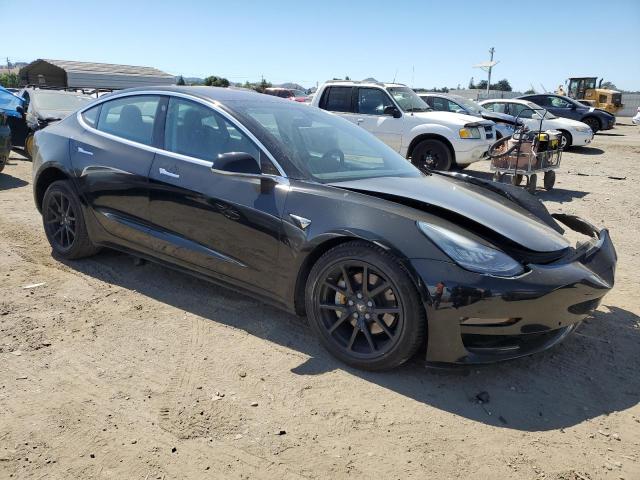 5YJ3E1EA9JF123093 - 2018 TESLA MODEL 3 BLACK photo 4