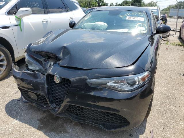 ZARFAEDN4H7535772 - 2017 ALFA ROMEO GIULIA Q4 შავი ფოტო 5