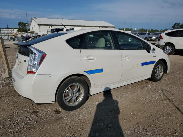 JTDKN3DU9B0322129 - 2011 TOYOTA PRIUS WHITE photo 3