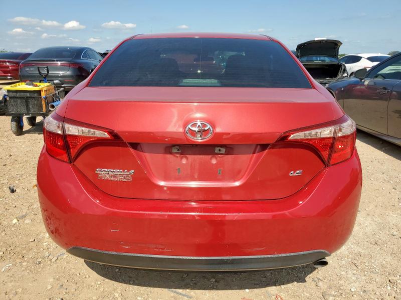 5YFBURHE2JP810609 - 2018 TOYOTA COROLLA L RED photo 6