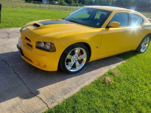 2B3LA73W37H647650 - 2007 DODGE CHARGER SRT-8 YELLOW photo 1