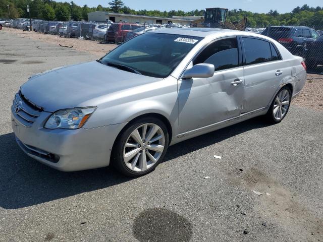 2006 TOYOTA AVALON XL, 