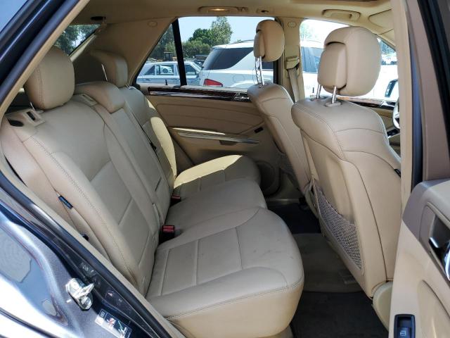 4JGBB8GB0BA674828 - 2011 MERCEDES-BENZ ML 350 4MATIC GRAY photo 11