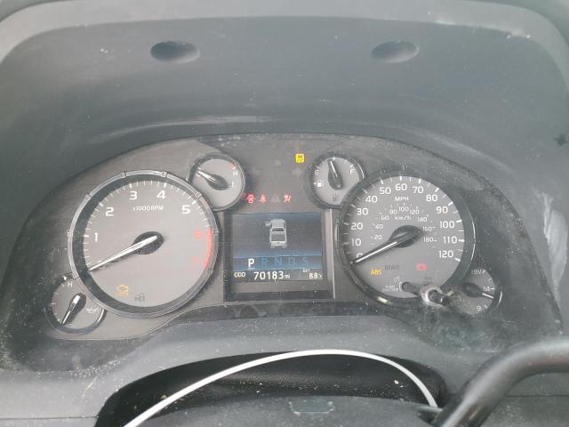 5TFRM5F17HX111530 - 2017 TOYOTA TUNDRA DOUBLE CAB SR/SR5 WHITE photo 9