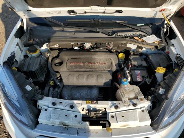 ZFBERFBT8G6C15936 - 2016 RAM PROMASTER SLT 白色 照片 11