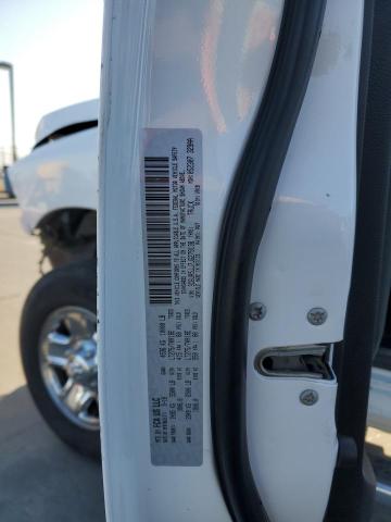 3C6UR5JJ7JG279138 - 2018 RAM 2500 SLT Білий фото 13