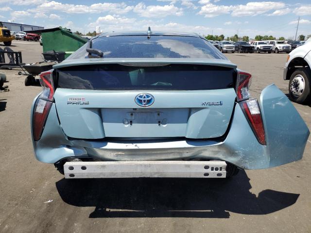 JTDKARFU1H3533845 - 2017 TOYOTA PRIUS GREEN photo 6