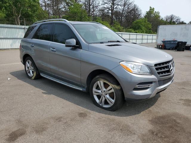 4JGDA5HB1FA580293 - 2015 MERCEDES-BENZ ML 350 4MATIC SILVER photo 4
