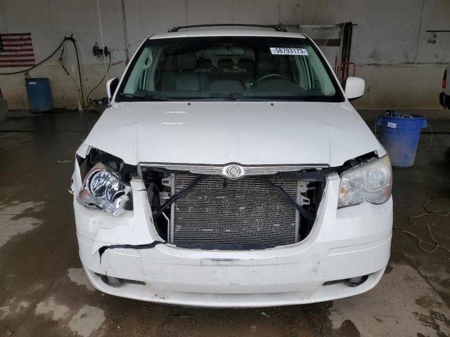 2A8HR54179R650058 - 2009 CHRYSLER TOWN & COU TOURING WHITE photo 5