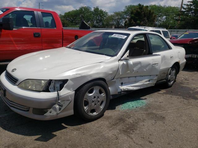 JT8BF28G710317374 - 2001 LEXUS ES 300 WHITE photo 1