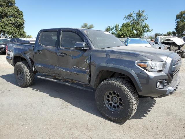 3TMCZ5AN2HM117002 - 2017 TOYOTA TACOMA DOUBLE CAB CHARCOAL photo 4