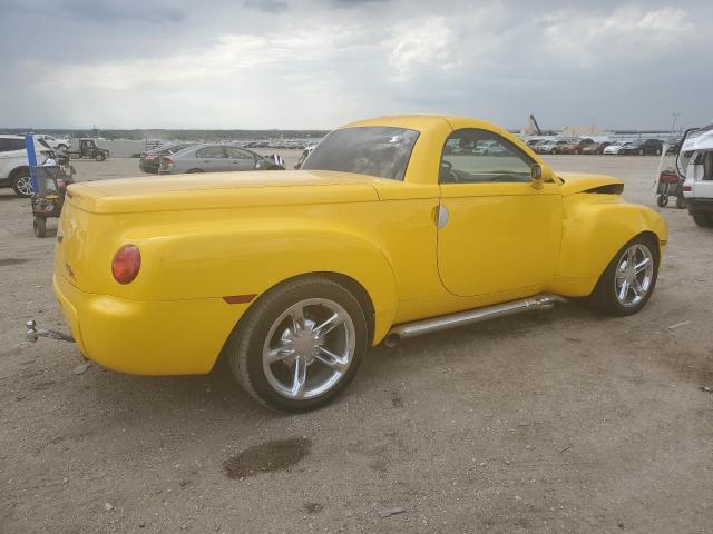 1GCES14P04B111946 - 2004 CHEVROLET SSR 黄色 照片 3