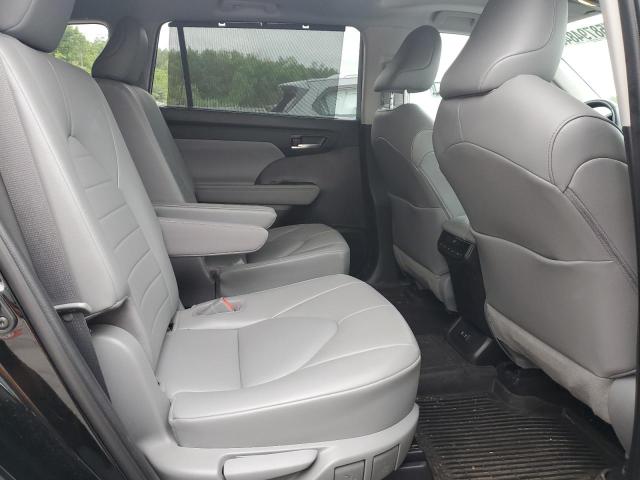5TDGZRBH9MS106817 - 2021 TOYOTA HIGHLANDER XLE BLACK photo 11