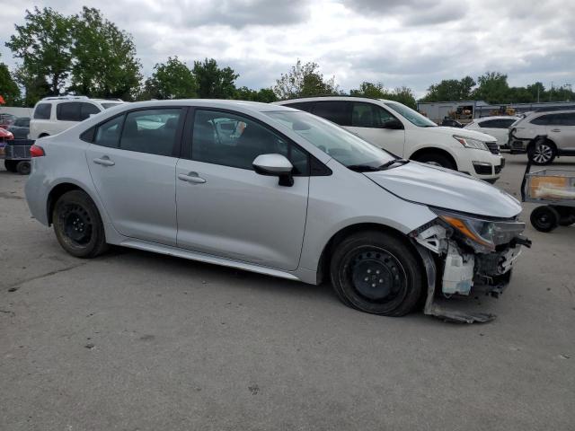 5YFEPMAE2NP311011 - 2022 TOYOTA COROLLA LE Gümüş foto 4