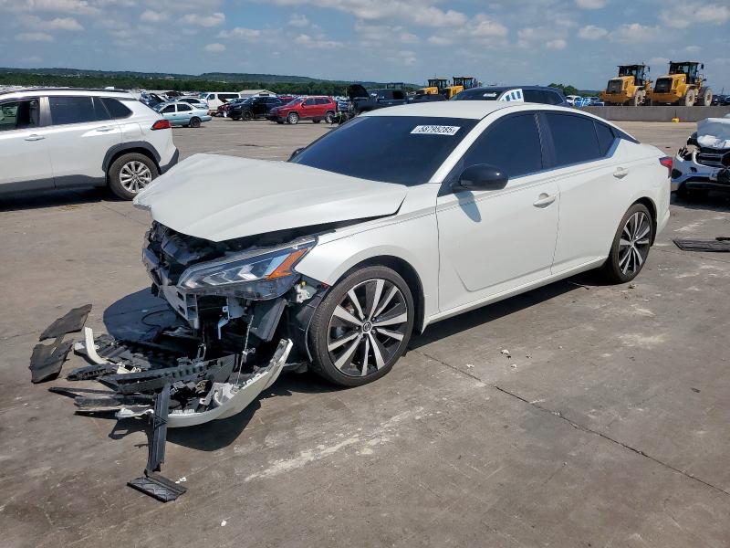 2022 NISSAN ALTIMA SR, 