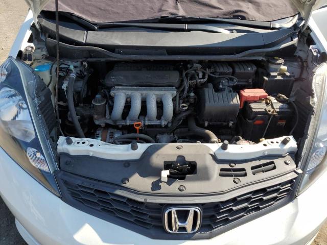 JHMGE8H52CC015504 - 2012 HONDA FIT SPORT WHITE photo 11