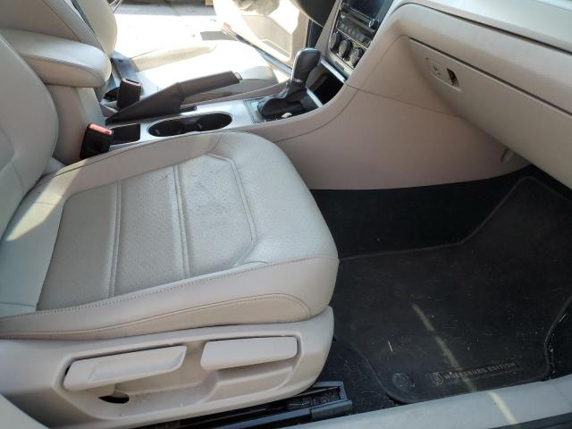 1VWLA7A32KC009888 - 2019 VOLKSWAGEN PASSAT WOLFSBURG BLUE photo 5