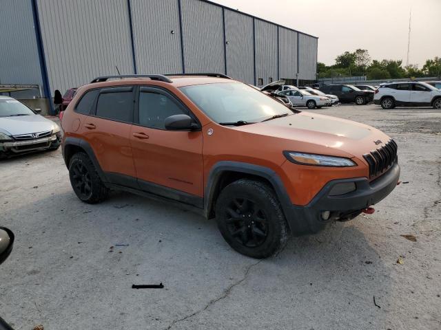 1C4PJMBS0FW675807 - 2015 JEEP CHEROKEE TRAILHAWK ORANGE photo 4
