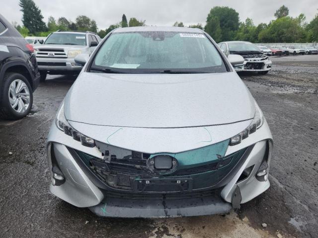 JTDKARFP1H3032349 - 2017 TOYOTA PRIUS PRIM 银色 照片 5