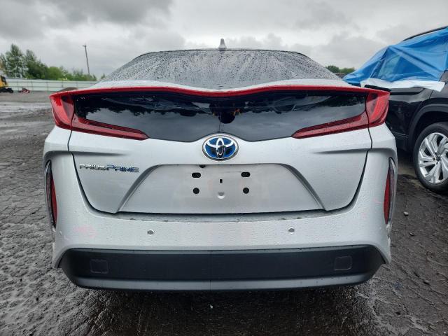 JTDKARFP1H3032349 - 2017 TOYOTA PRIUS PRIM 银色 照片 6