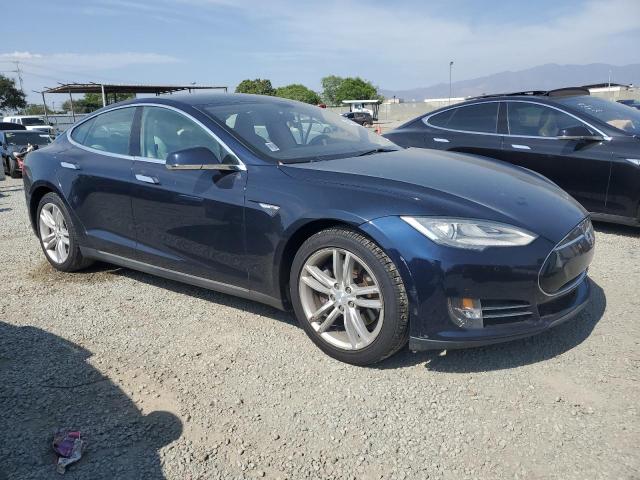 5YJSA1H17EFP33261 - 2014 TESLA MODEL S GRAY photo 4