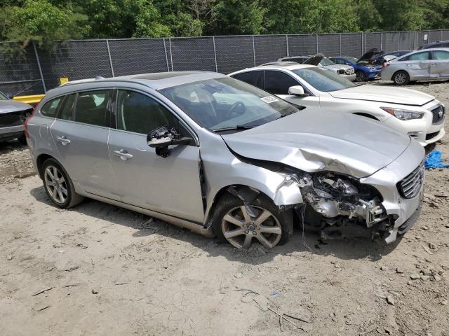 YV140MEK9H1333560 - 2017 VOLVO V60 T5 PREMIER SILVER photo 4