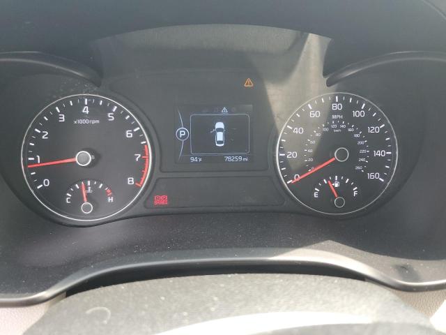 5XXGU4L31JG187359 - 2018 KIA OPTIMA EX WHITE photo 9