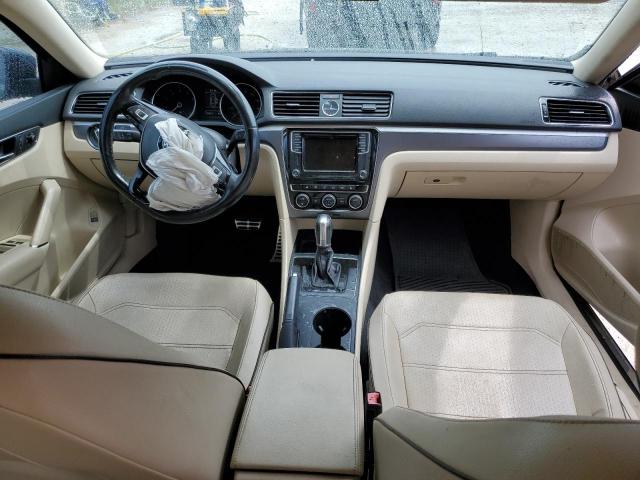 1VWDT7A3XHC083339 - 2017 VOLKSWAGEN PASSAT R-LINE Schwarz Foto 8