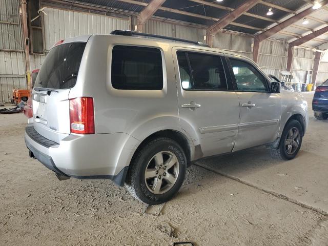 5FNYF3H54AB009807 - 2010 HONDA PILOT EXL SILVER photo 3