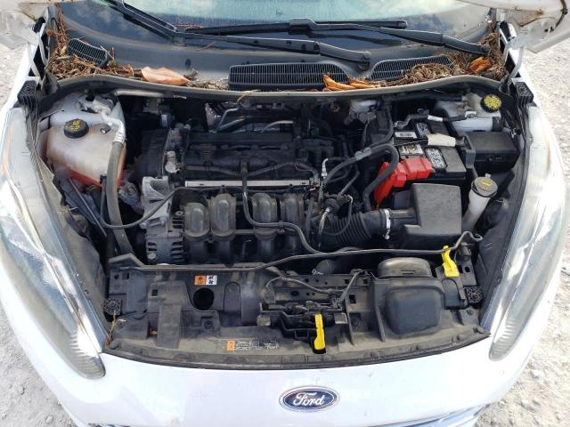 3FADP4EJ2GM184487 - 2016 FORD FIESTA SE WHITE photo 11