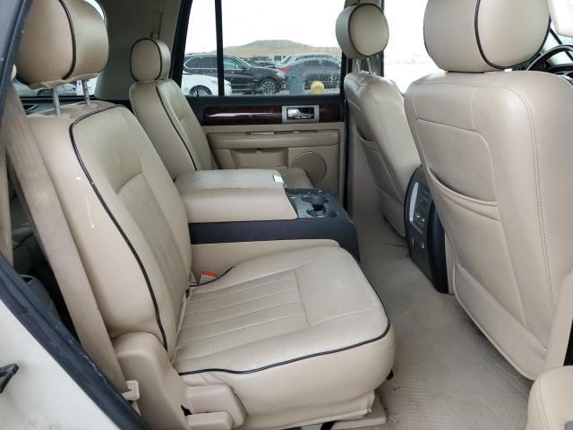 5LMFU27576LJ03945 - 2006 LINCOLN NAVIGATOR 白色 照片 11