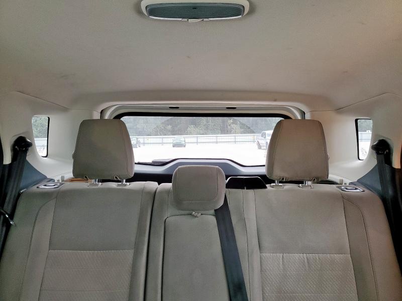 MAJ3P1RE8JC190973 - 2018 FORD ECOSPORT S Biały zdjęcie 10