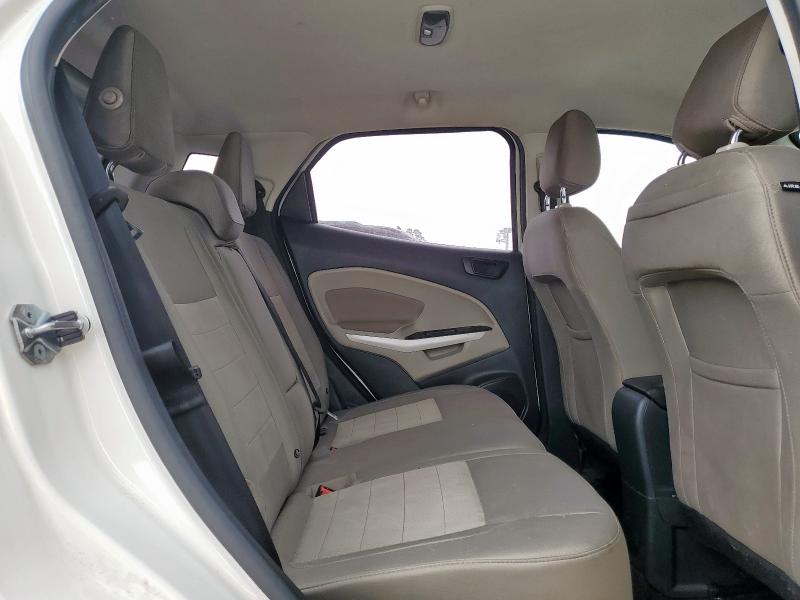 MAJ3P1RE8JC190973 - 2018 FORD ECOSPORT S Biały zdjęcie 11