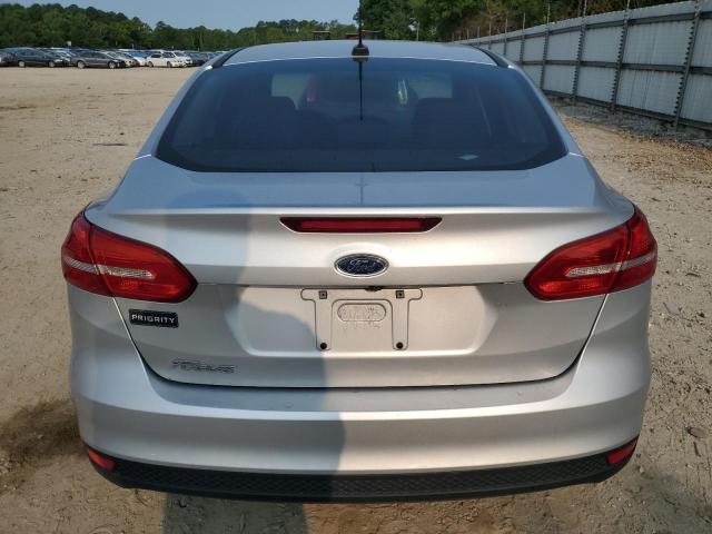 1FADP3E21JL311421 - 2018 FORD FOCUS S SILVER photo 6