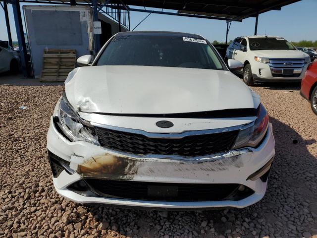 5XXGU4L16KG337319 - 2019 KIA OPTIMA EX WHITE photo 5