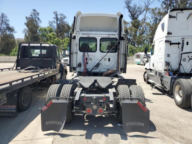 1FUBGBDVXJLJL8434 - 2018 FREIGHTLINER CASCADIA 1 Beyaz fotoğraf 6