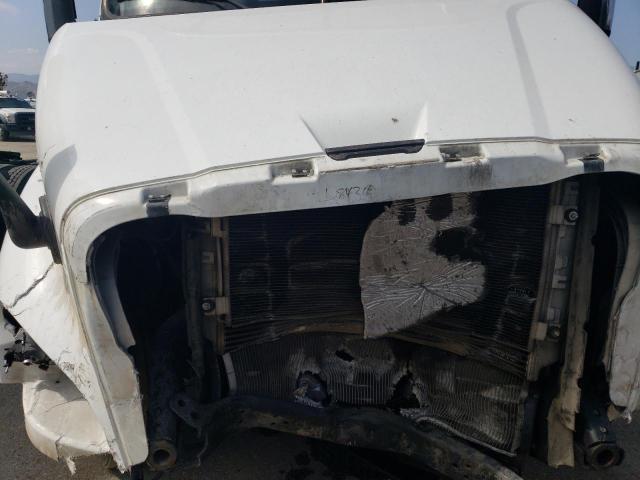 1FUBGBDVXJLJL8434 - 2018 FREIGHTLINER CASCADIA 1 Beyaz fotoğraf 7