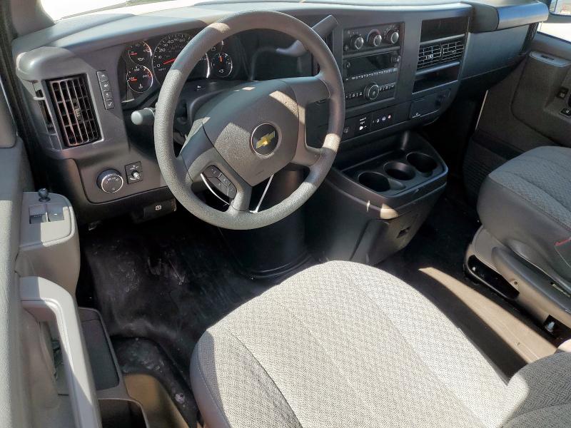 1GCWGAFP3R1256690 - 2024 CHEVROLET EXPRESS G2 WHITE photo 8