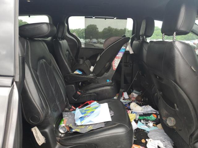 2C4RC1BG1JR226957 - 2018 CHRYSLER PACIFICA TOURING L GRAY photo 11